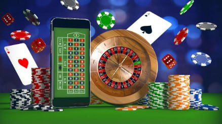 betdury App ဂိမ်းအမျိုးအစားများ — Slots Live Casino Sportsbook Esports Smartphone မှ ကစားနေသောမြင်ကွင်း